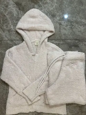 젤라또피케 복슬복슬 파자마 세트 긴팔 롱 바지