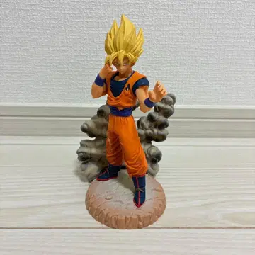 드래곤볼 Z history box 초사이어인 손오공 피규어