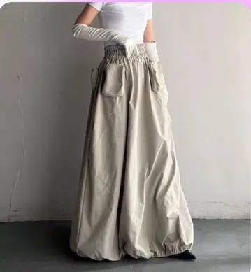 litmus 포켓 부착 베이지 롱 스커트