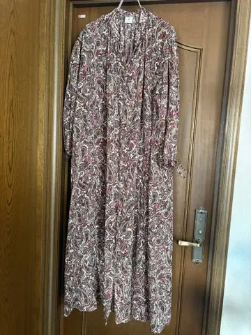 새상품급 6(roku) 페이즐리 무늬 원피스