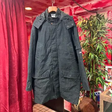 00s Reebok corduroy bench coat
