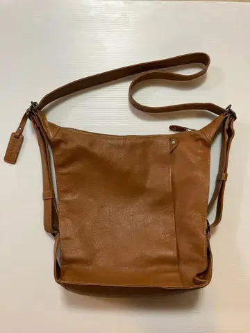 마더하우스 가죽 숄더백 카멜