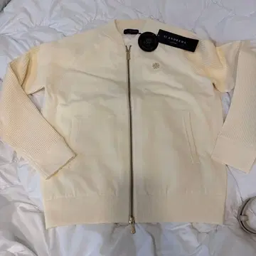 택 포함 미사용 새상품 세인트 앤드류스 아우터 스웨터