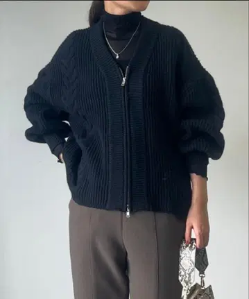 [ un dix cors ] 케이블 ZIP 니트 가디건