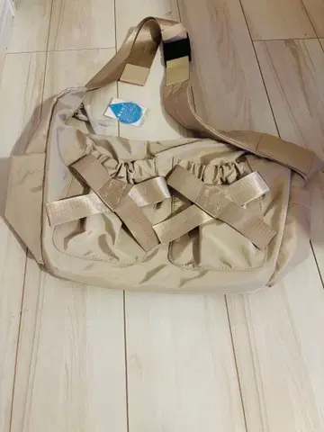 프로 베일 서펀트 백 베이지