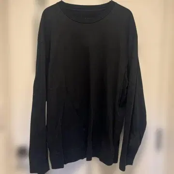 UNITED TOKYO 블랙 긴팔 티셔츠