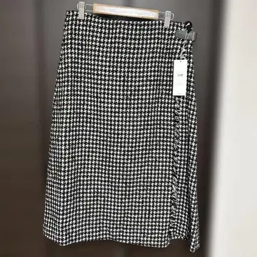 23구 하운드 투스 패턴 랩스커트 벨트 포함 사이즈 44 미사용 새상품