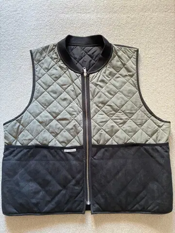 BURLAP OUTFITTER 퀼팅 베스트 런치키 거의 미사용