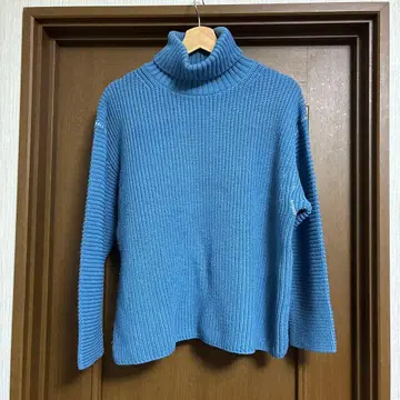 터틀넥 니트