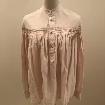 Scye 핀턱 블라우스