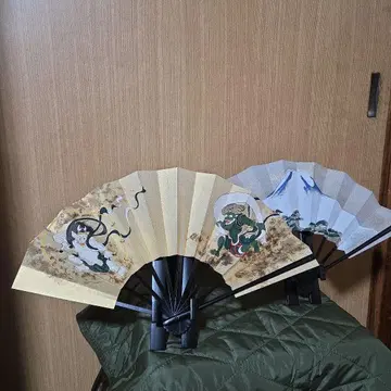 일본의 전통적인 디자인 부채