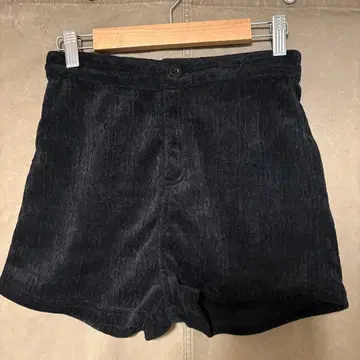 SHAGGIE 블랙 코듀로이 숏팬츠