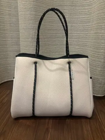 allecore 마더백 화이트 토트백 내 포켓 부착