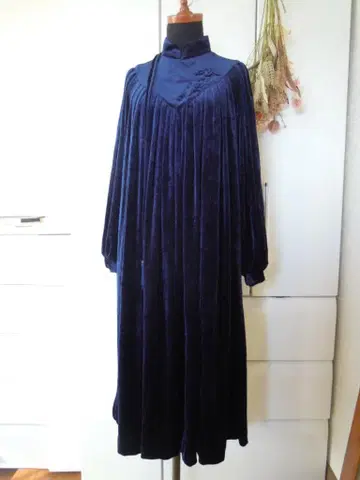 포사 인형 벨로아 네이비 롱 원피스