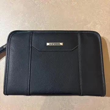 M'GREGOR 블랙 가죽 클러치백