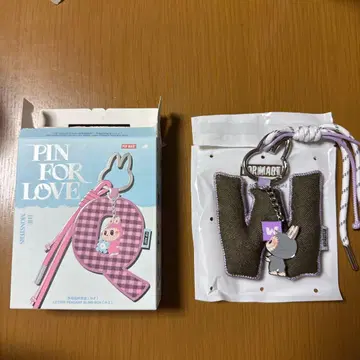 PIN FOR LOVE POP MART 러브브 W