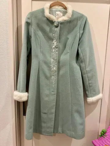 인어공주 아리엘 시크릿허니 코트