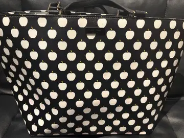 사과 패턴 대용량 토트백 케이트 스페이드