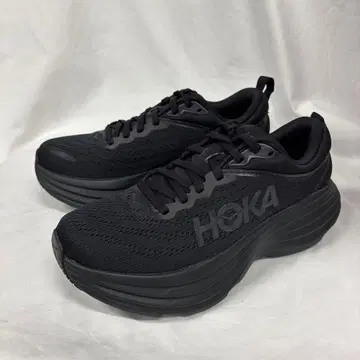 HOKA 올 블랙 스니커즈 W BONDI 8