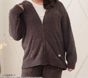 [ 신상 익일 배송 ] hina 콜라보 호카론 보들보들 후드티 차콜