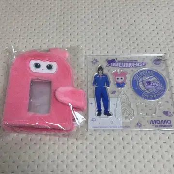 TWICE 모모 한국 팝업 UNIVERSE 아크릴 스탠드