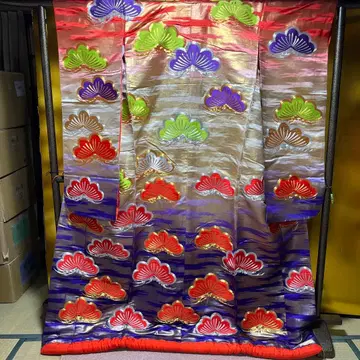 우치카케 이로 우치카케 직물 자수