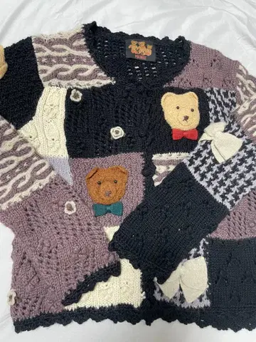 핑크하우스 곰 모티브 가디건