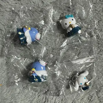 헬로키티 시나모롤 마이멜로디 4체 세트