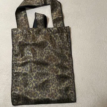 SLOBE 별주 이치 TOTE M LEO