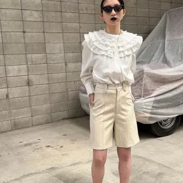 Bibiy DEMI LEATHER HALF PANTS 가죽 하프 팬츠