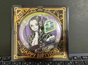 [원피스] 무기와라 스토어 2024년 2월 로빈 캔뱃지 JUMP