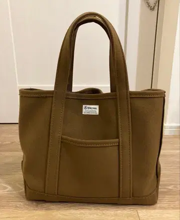 ORCIVAL 브라운 토트백 프론트 포켓 부착