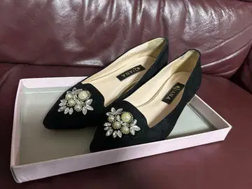 Diana 블랙 스웨이드 비쥬 펌프스