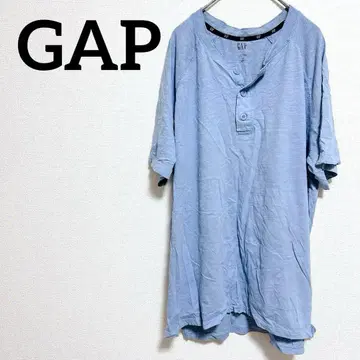 GAP 버튼 포함 라이트 블루 T셔츠 [XL] 무지 심플