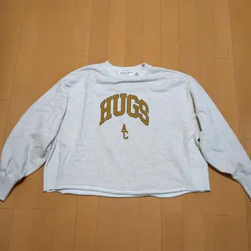 Americana HAG O WaR 콜라보 숏 기장 맨투맨