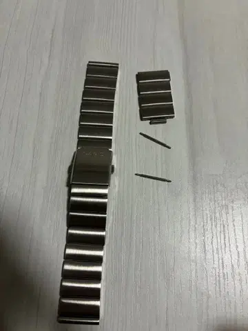 카시오 MTP-M305 정품 메탈 벨트 20mm 스프링 바 있음