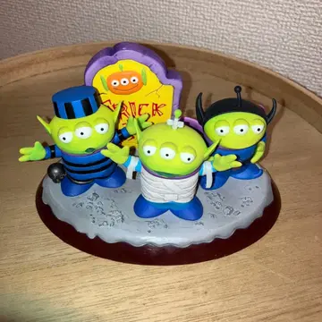 토이스토리 제일복권 리틀그린멘 할로윈 피규어