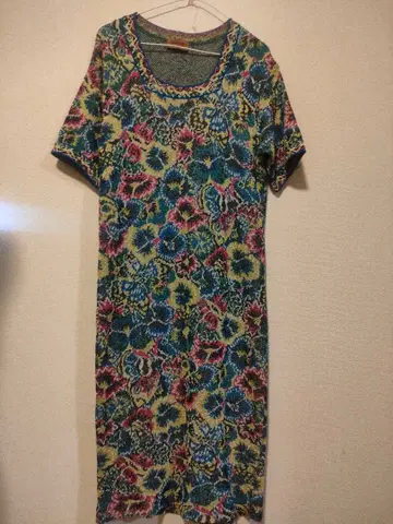 e39 컨디션 최상 미쏘니 반팔 롱 원피스