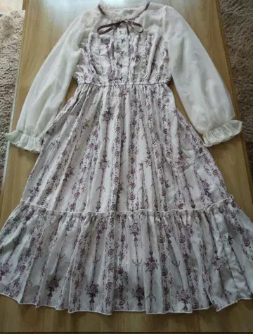 엑시즈팜 포에틱 원피스