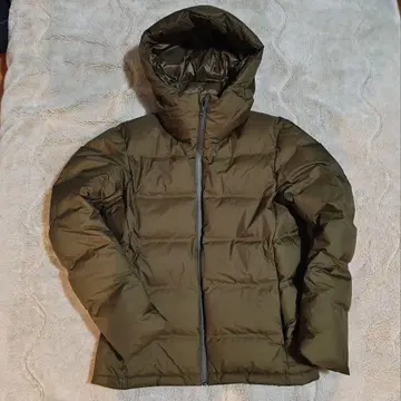 UNIQLO 심리스 다운 자켓 S 올리브