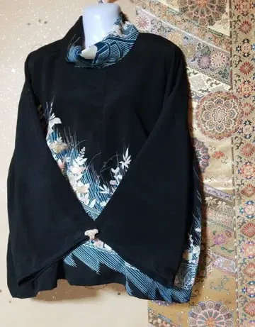 기모노 리메이크 블랙 전복 기모노 계절 화 꽃 튜닉