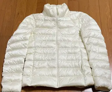 새상품급 유니클로 라이트 다운 M