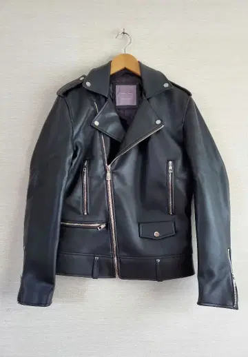 ZARA 라이더 자켓 페이크 가죽 자켓 ZARA 스타일리시