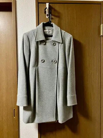 그레이 더블 브레스트 울 코트