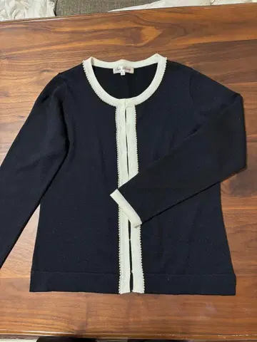 블랙 아이보리 가디건 40