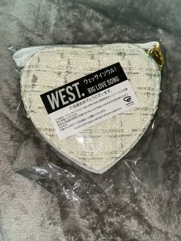 WEST BIG LOVE SONG 하트형 파우치