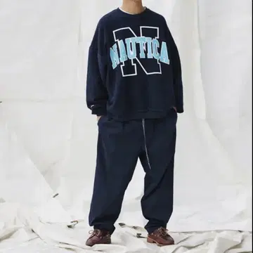 NAUTICA x is-ness 맨투맨 인사이드 아웃