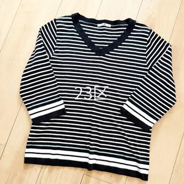 [ 새상품급 ] 23구 V넥라인 보더 7부 소매 니트