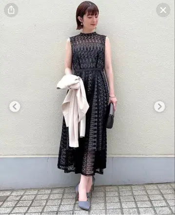 레이스 슬리브리스 무릎 기장 원피스