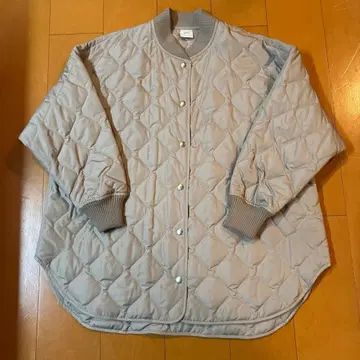 라이트 그레이 퀼팅 자켓 미사용 38